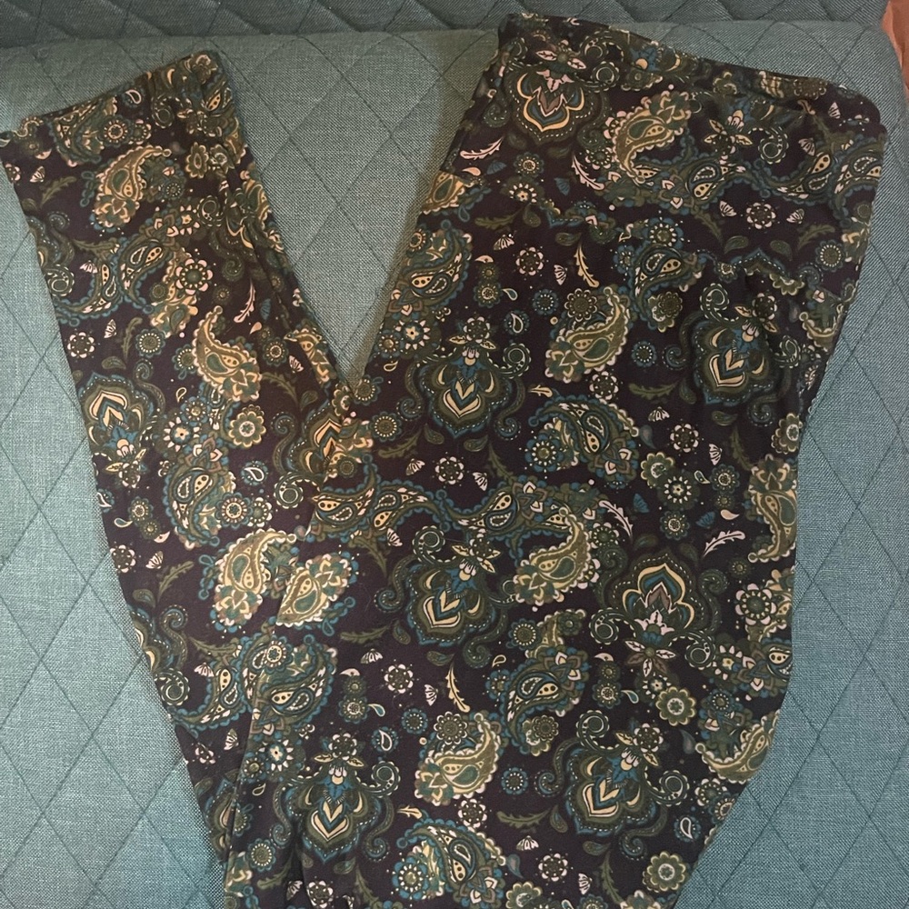LuLaRoe Multicolor Paisley Patterned Leggings TC NWOT